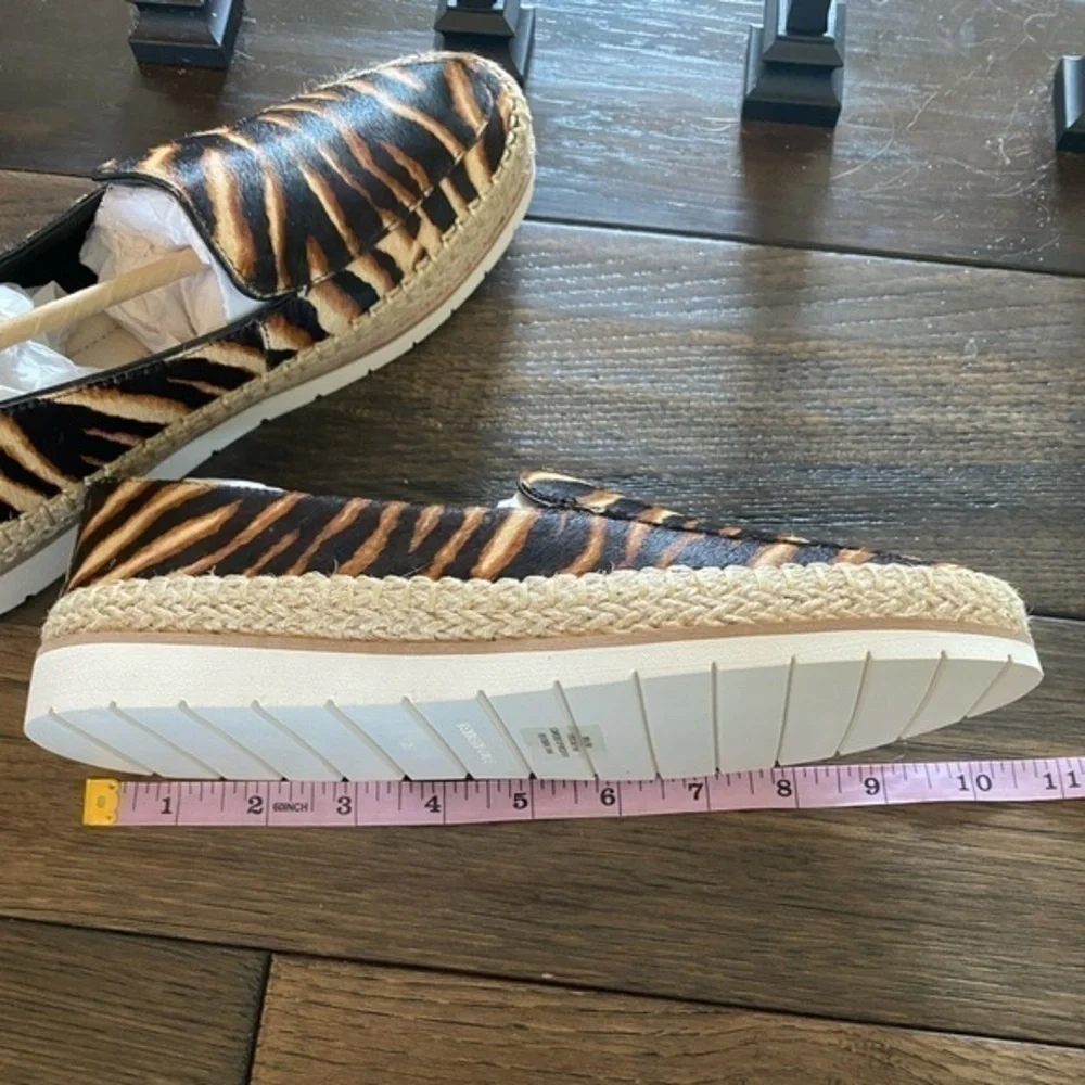 Kenneth Cole Calf Hair Tan Brown Zebra Print Jaxx Loafers NIB Retail $120 FIRM